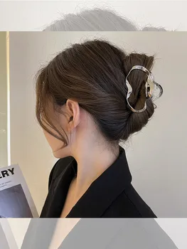 Vientisos Spalvos Moterų Netaisyklingos Geometrinės Metalo Letena Krabų Plaukų Įrašą Paprastas ir Madingas Plaukų Įrašą Mergina Apdangalai, Plaukų Įrašą