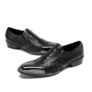 Zapatos hombre mens batai plieno aikštėje kojų vestuvių bateliai juodos spalvos natūralios odos oficialų bateliai vyrai gyvatės odos mados kniedės mokasīni